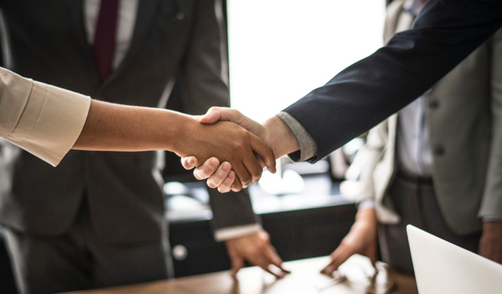 the rules of handshake etiquette
